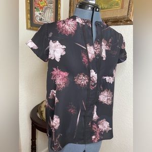 Simply Vera Vera Wang floral top